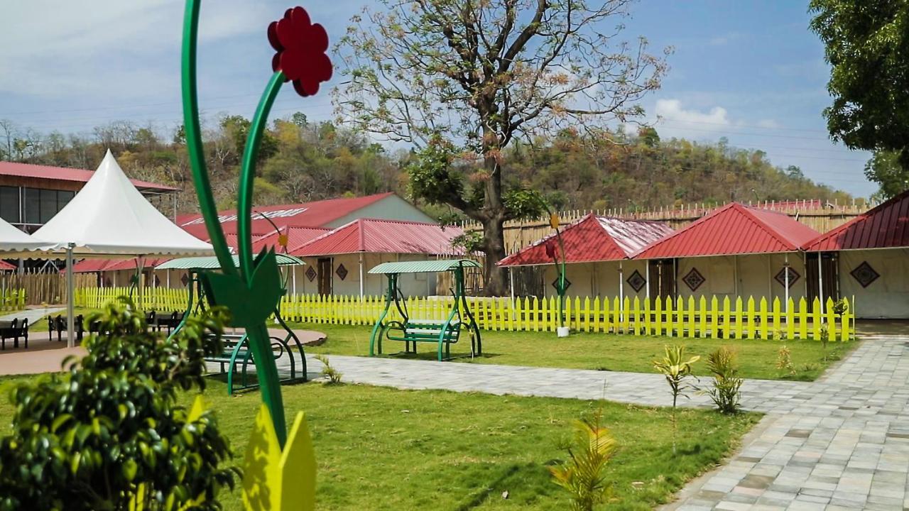 Praveg Tent City Narmada, Statue Of Unity Kevadia Luaran gambar