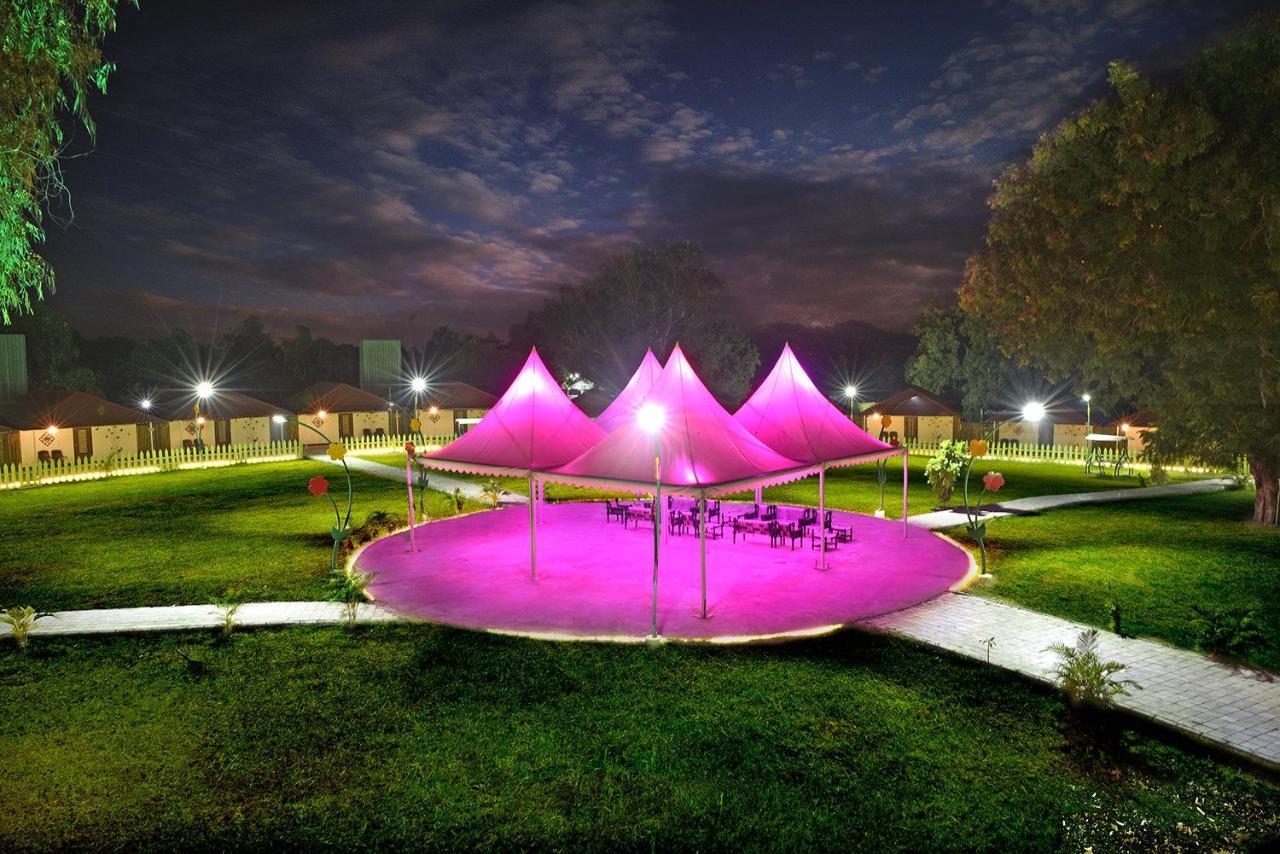 Praveg Tent City Narmada, Statue Of Unity Kevadia Luaran gambar